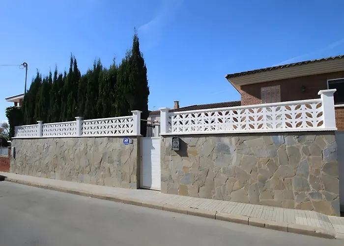 Maria Magdalena Cambrils